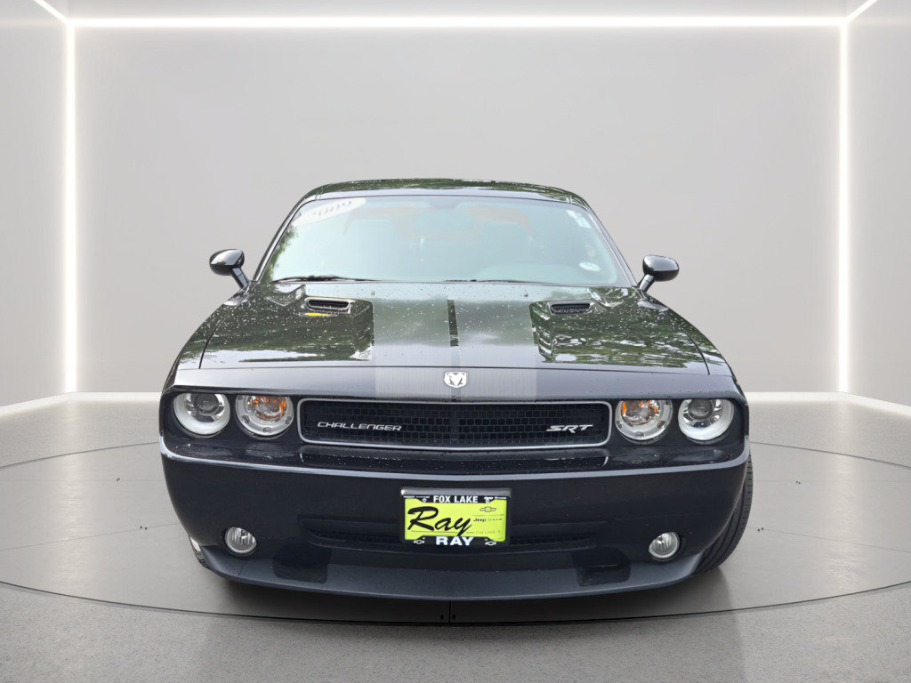 Used 2009 Dodge Challenger SRT8 RWD image 2