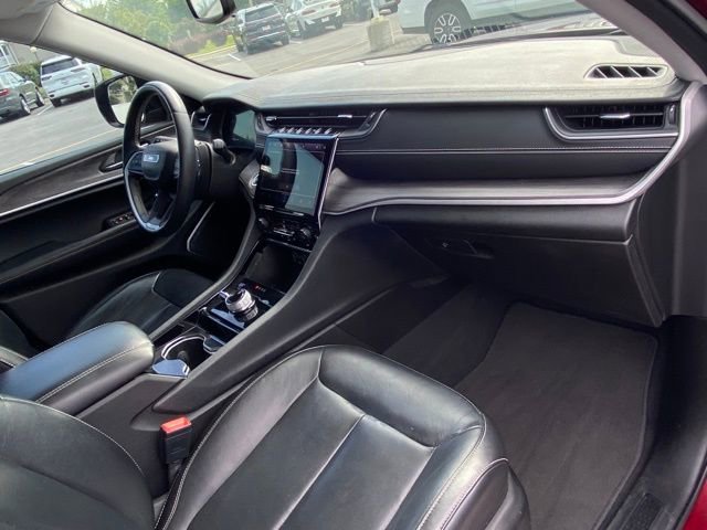 Used 2022 Jeep Grand Cherokee Limited image 23