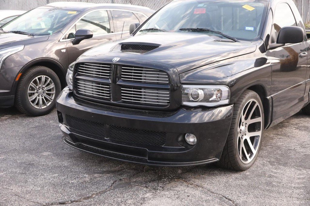 Used 2004 Dodge Ram 1500 Truck 2WD Regular Cab image 2