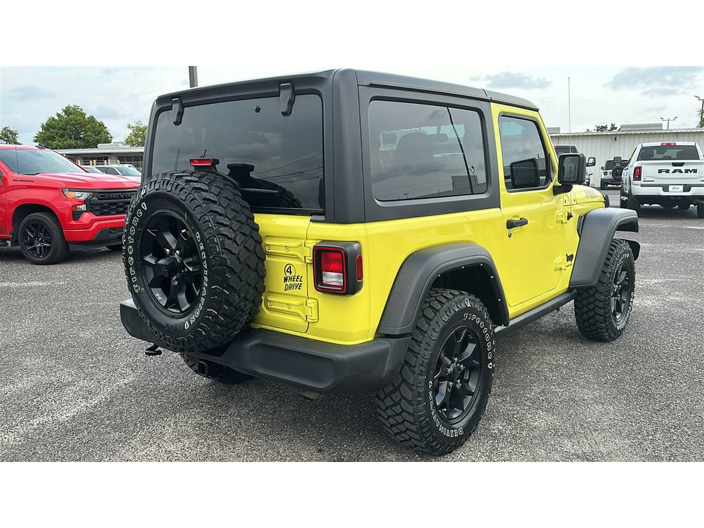 Used 2022 Jeep Wrangler Sport AWD/4WD image 6