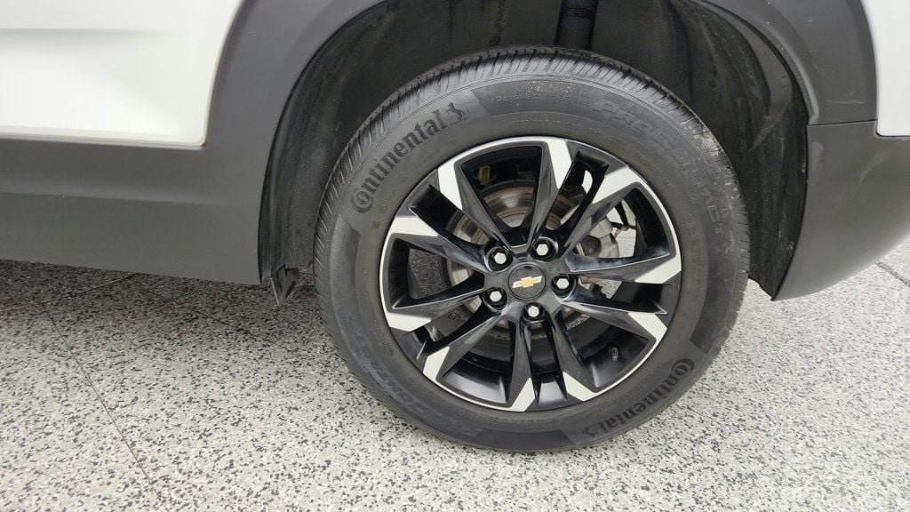 Used 2022 Chevrolet TrailBlazer LT AWD/4WD image 9