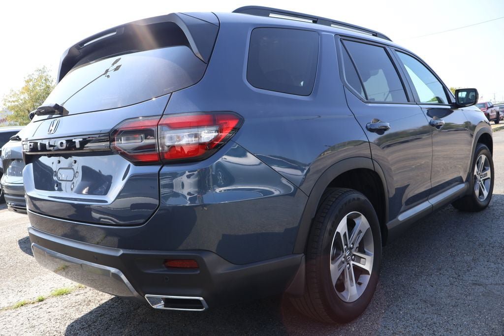 Used 2026 Honda Pilot EX-L image 3
