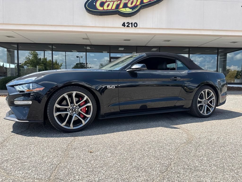 Used 2018 Ford Mustang GT Premium w/ Equipment Group 401A RWD image 16