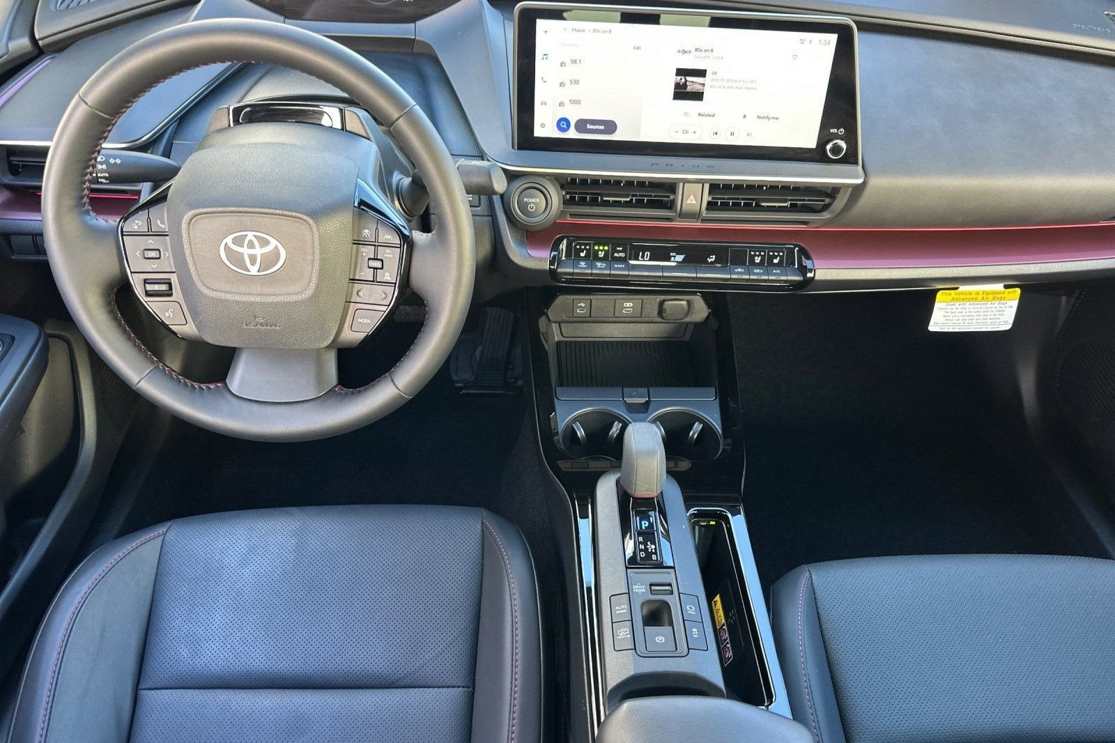 Used 2025 Toyota Prius Plug-In Hybrid image 28