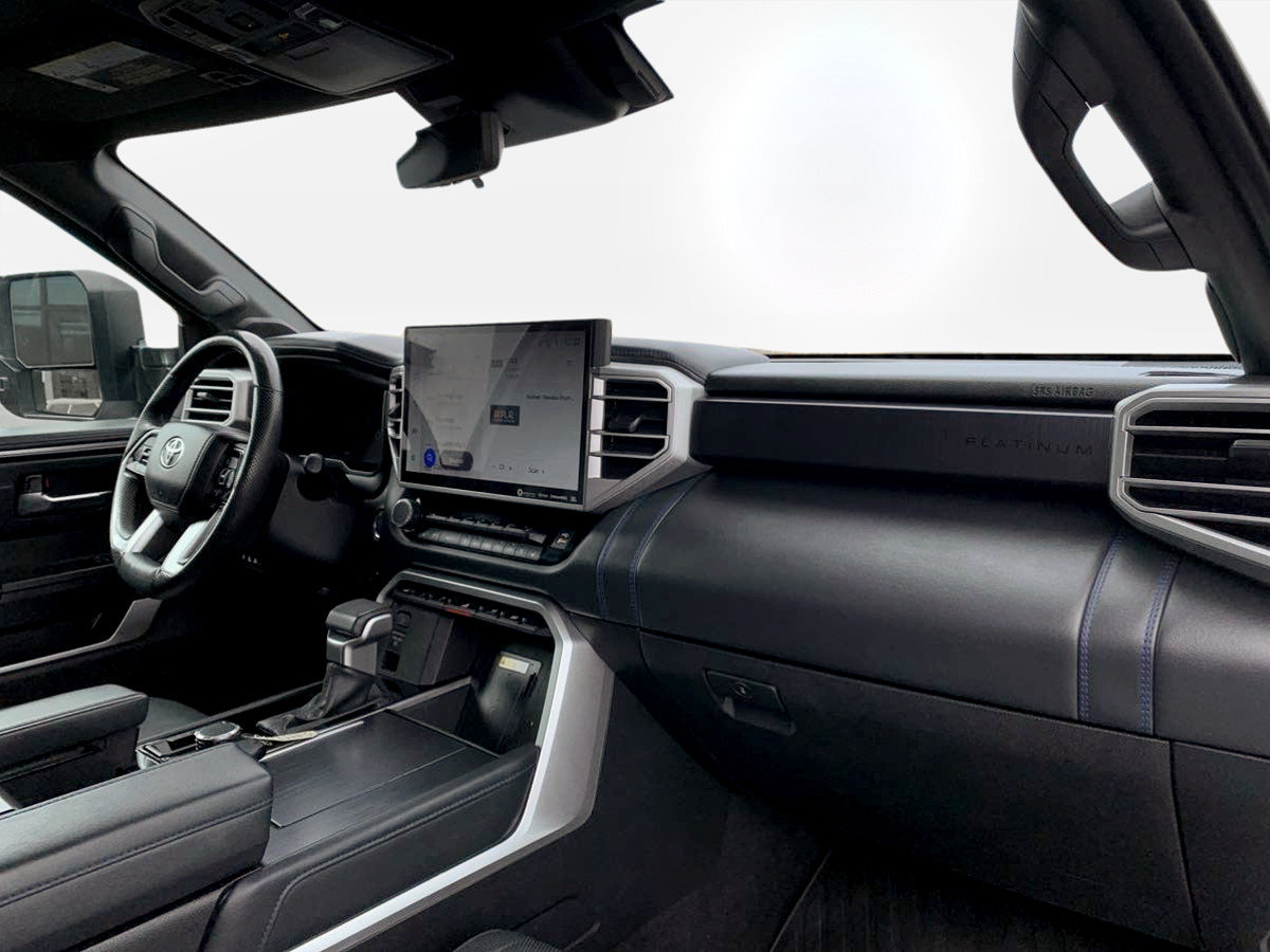 Used 2022 Toyota Tundra Platinum AWD/4WD image 22