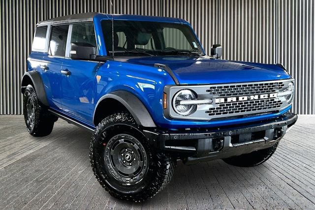 New 2025 Ford Bronco Badlands image 2