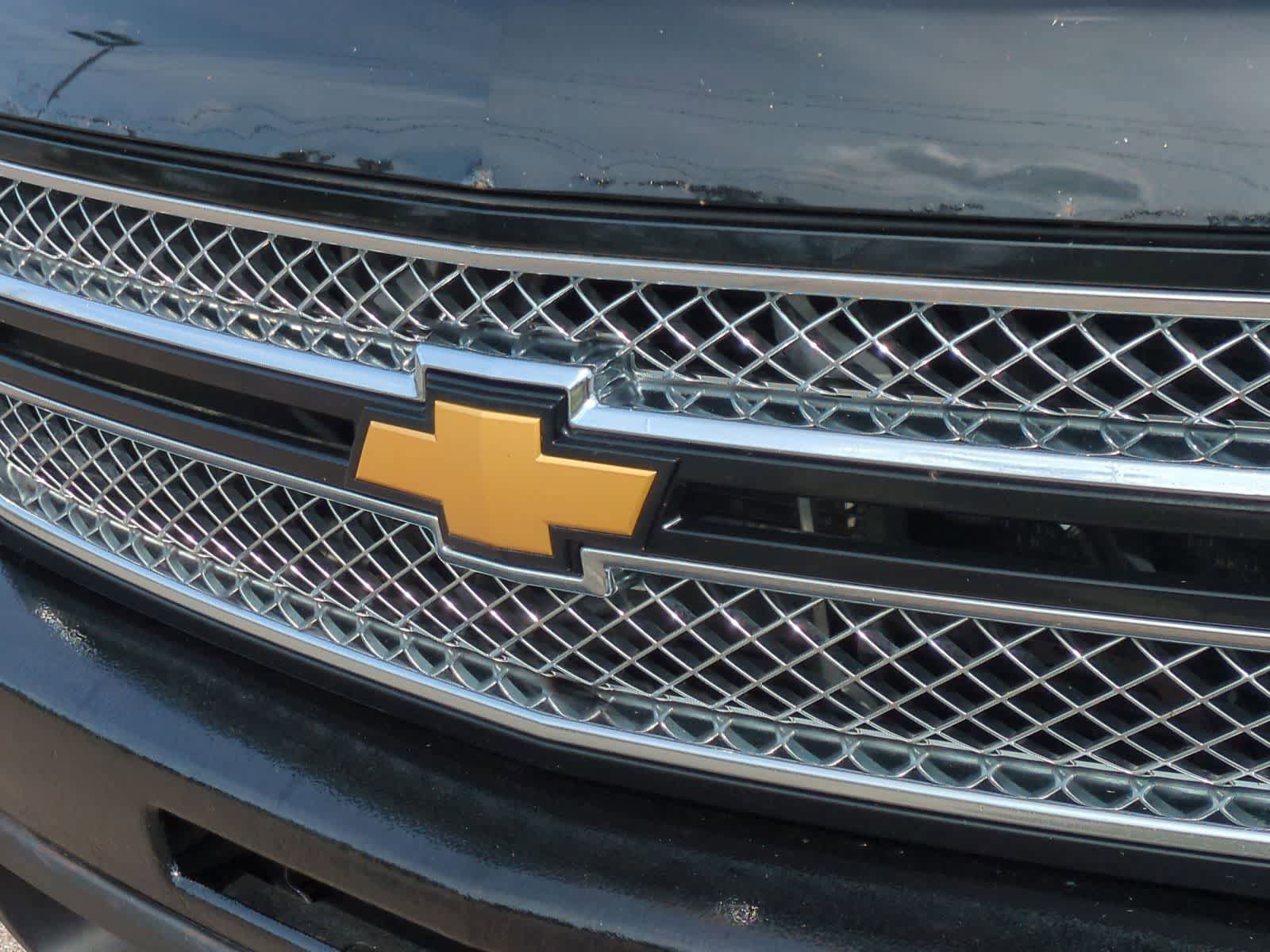 Used 2013 Chevrolet Silverado 1500 LTZ AWD/4WD image 12