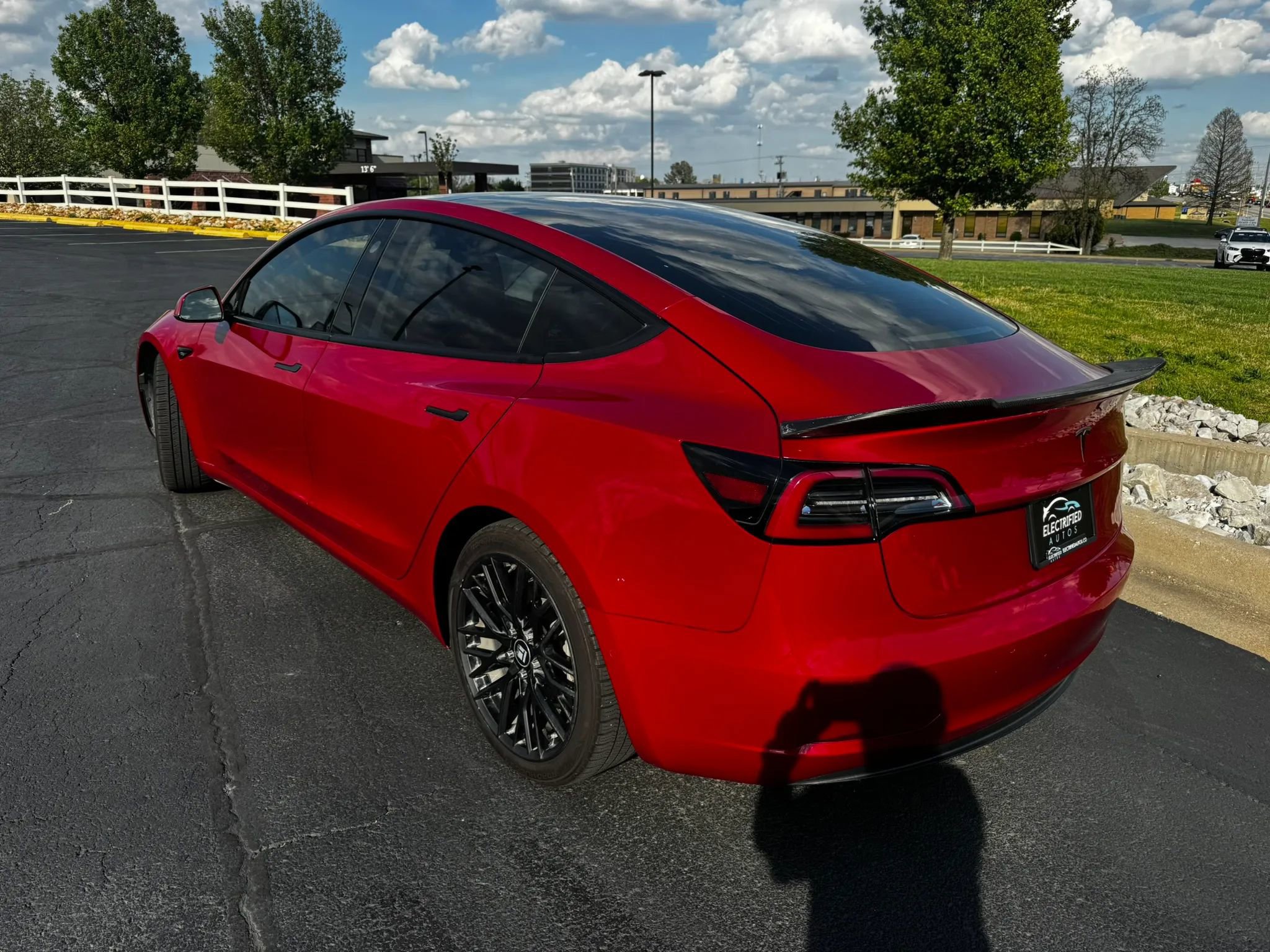 Used 2018 Tesla Model 3 Long Range RWD image 2