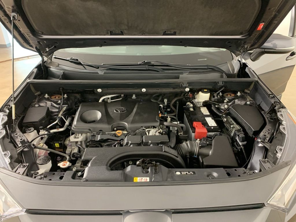 Used 2021 Toyota RAV4 XLE w/ XLE Grade Weather Package image 41