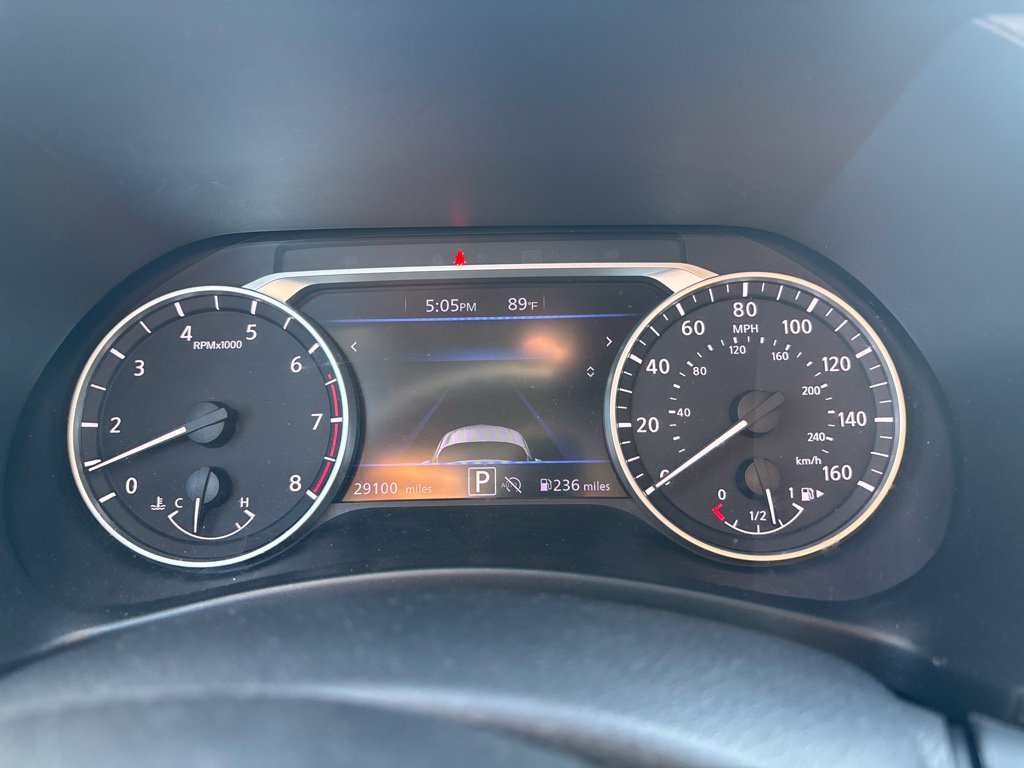 Used 2025 Nissan Sentra SV FWD image 13