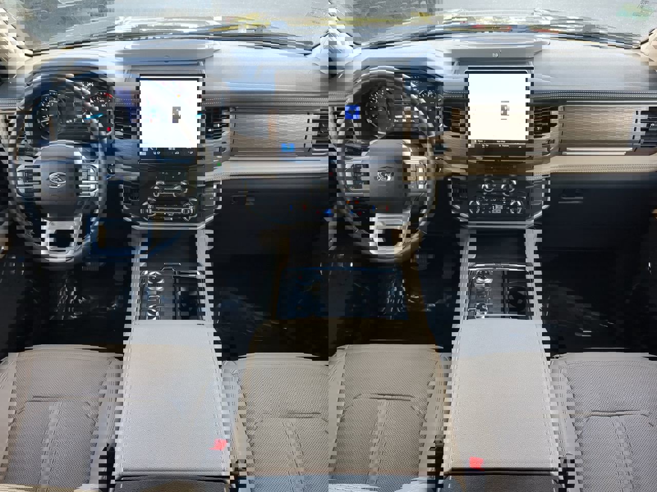 Used 2024 Ford Expedition Limited image 15