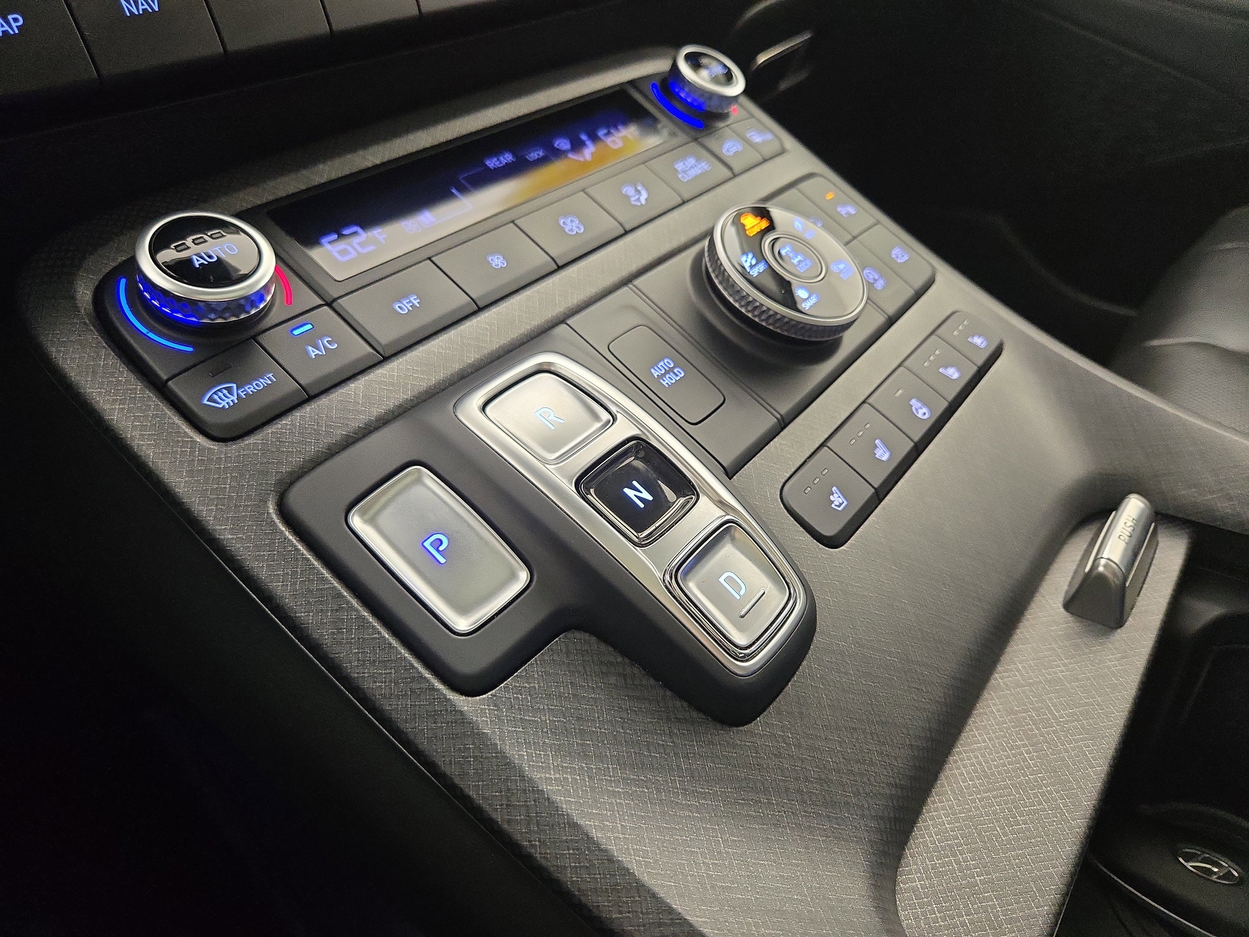 Used 2023 Hyundai Palisade Limited image 25