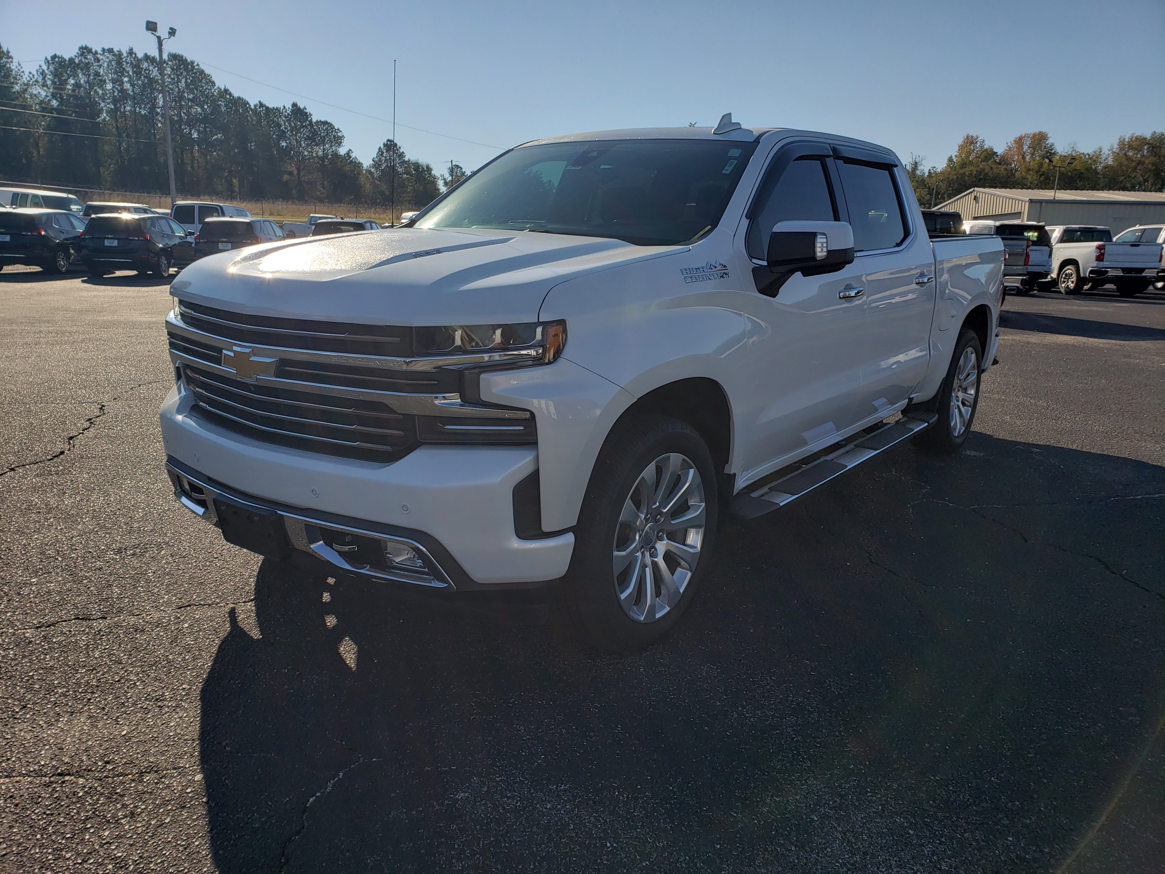 Used 2024 Chevrolet Silverado 1500 High Country w/ Technology Package image 2