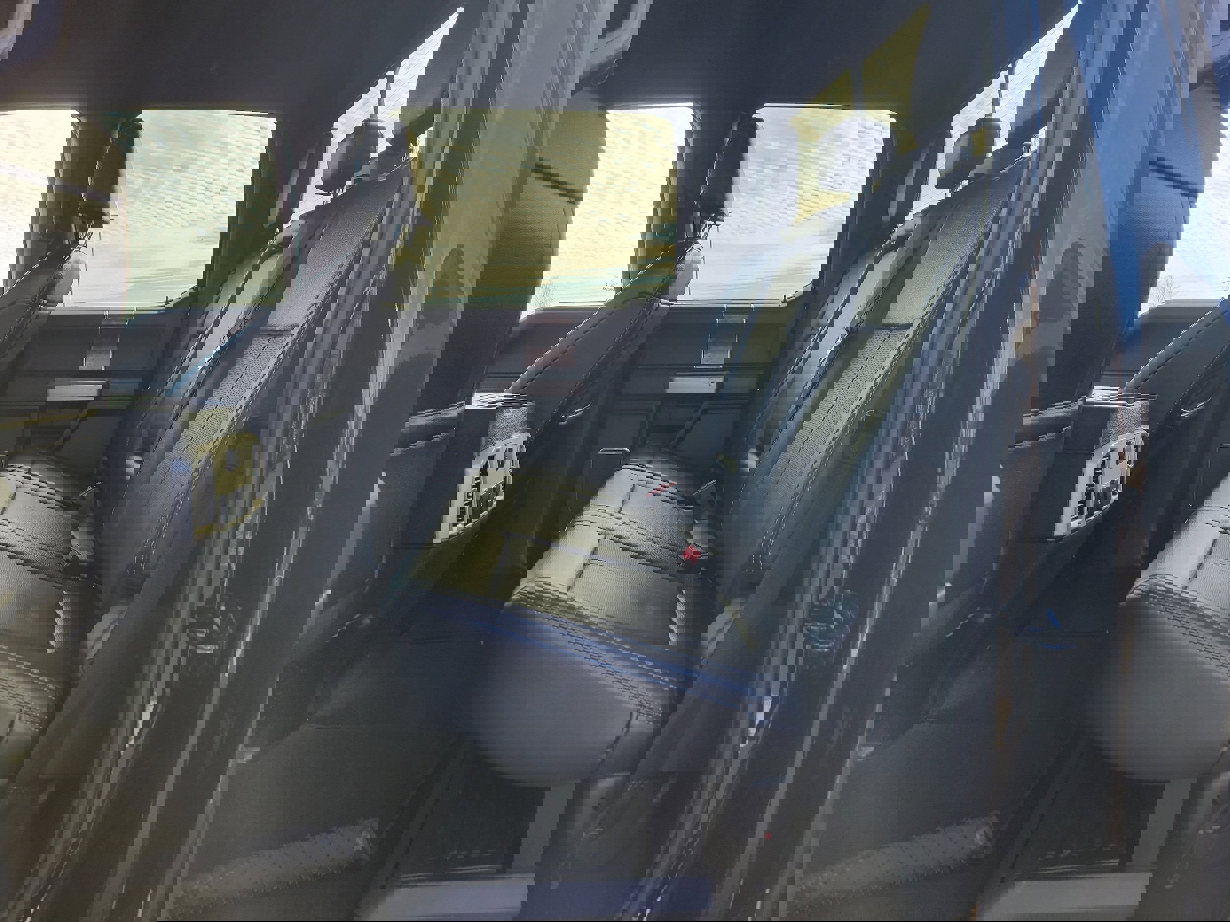 Used 2022 Ford F350 Lariat image 33