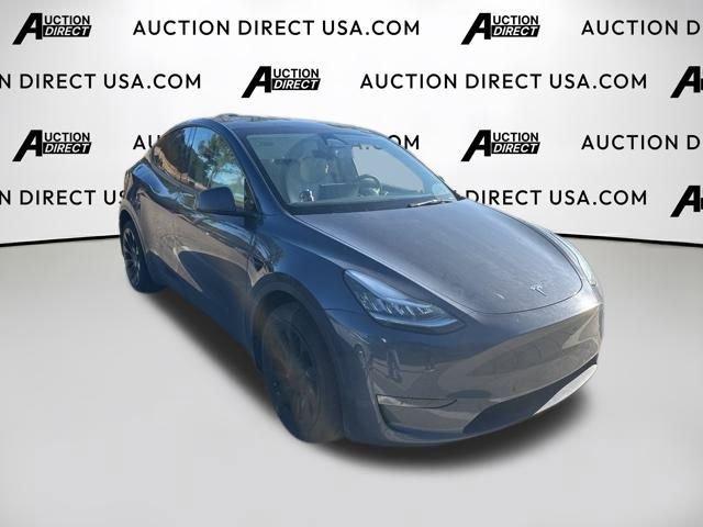 Used 2023 Tesla Model Y Long Range image 8