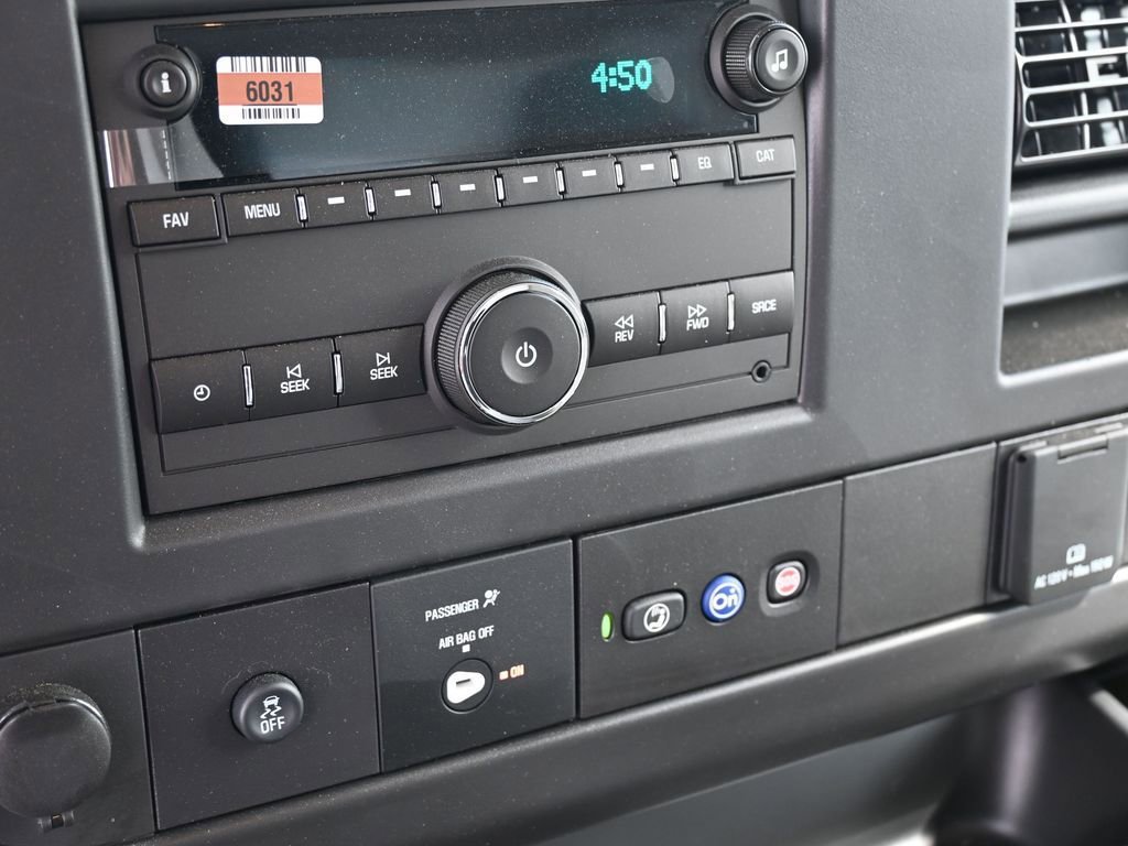 New 2025 GMC Savana 3500 w/ Power Convenience Package RWD image 21