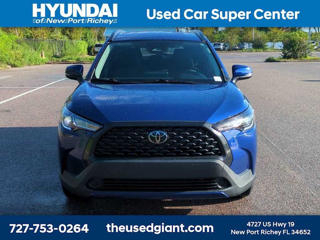 Used 2024 Toyota Corolla Cross LE FWD image 8