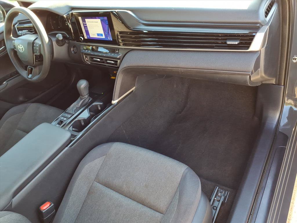 New 2025 Toyota Camry LE FWD image 18