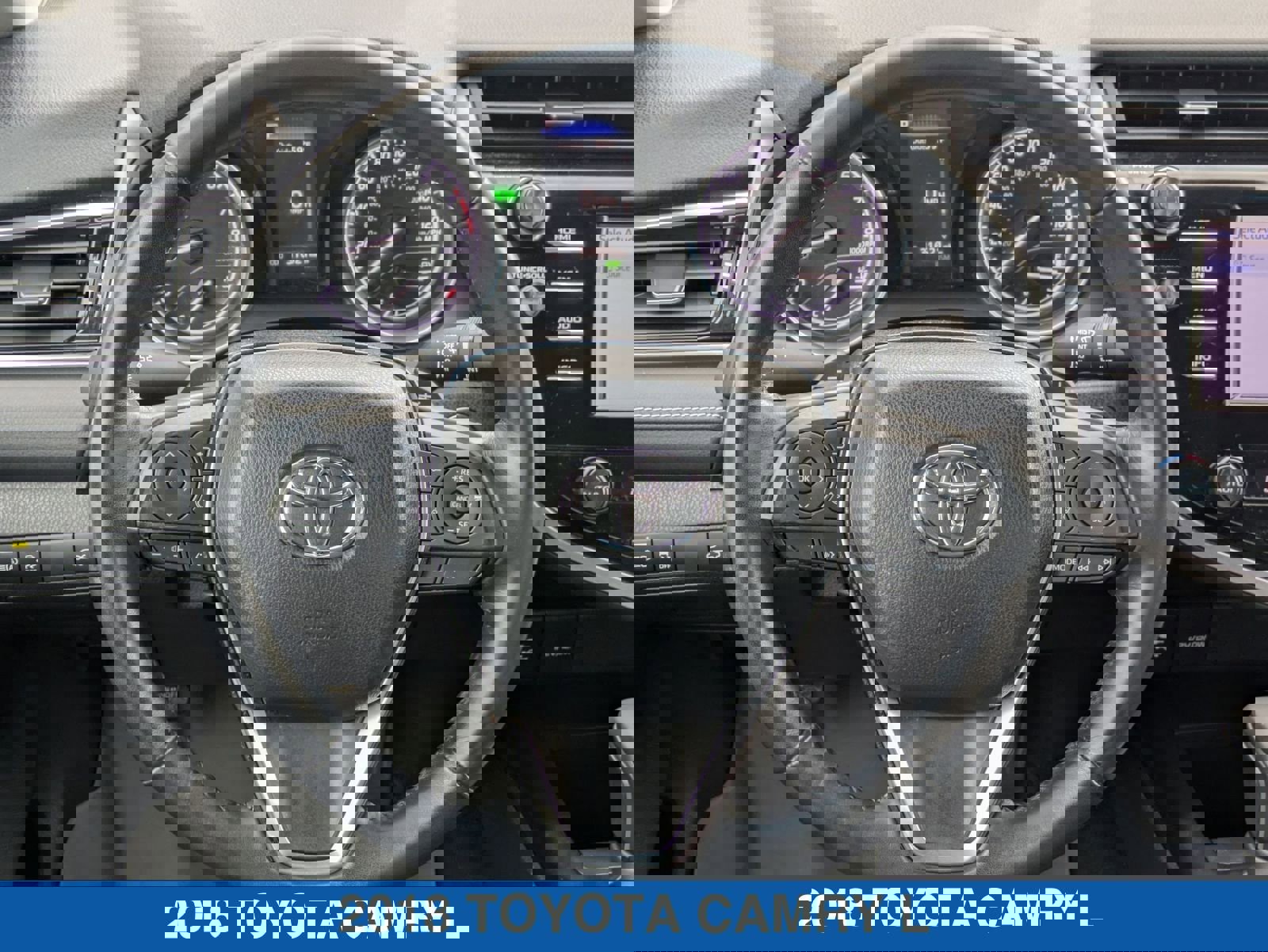 Used 2018 Toyota Camry SE w/ Moonroof Package image 16