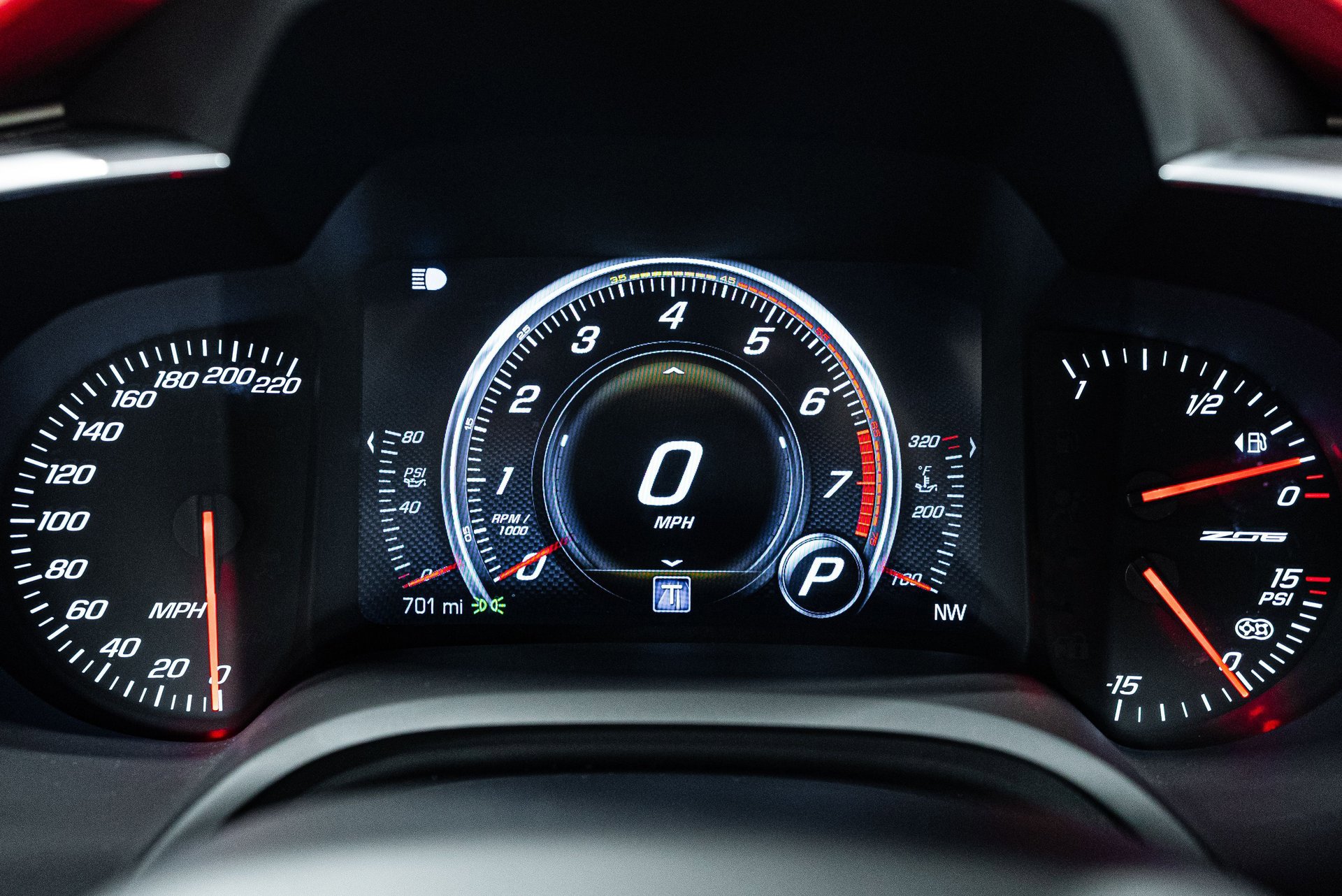 Used 2016 Chevrolet Corvette Z06 w/ 3LZ Preferred Equipment Group image 16