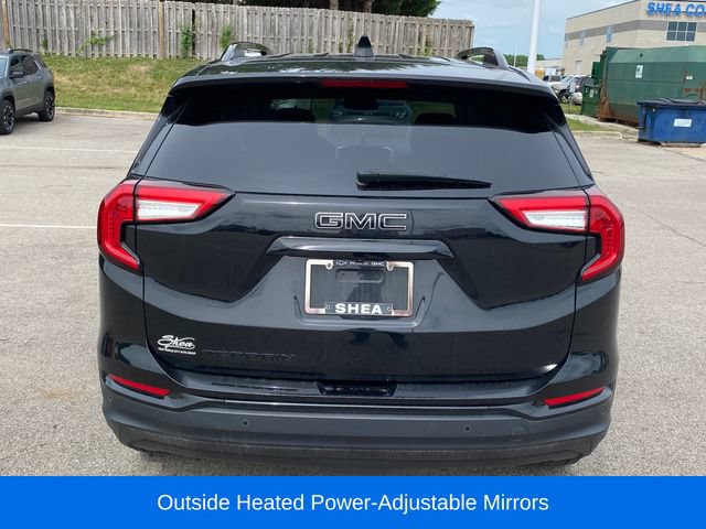 Used 2022 GMC Terrain SLE w/ Driver Convenience Package FWD image 11