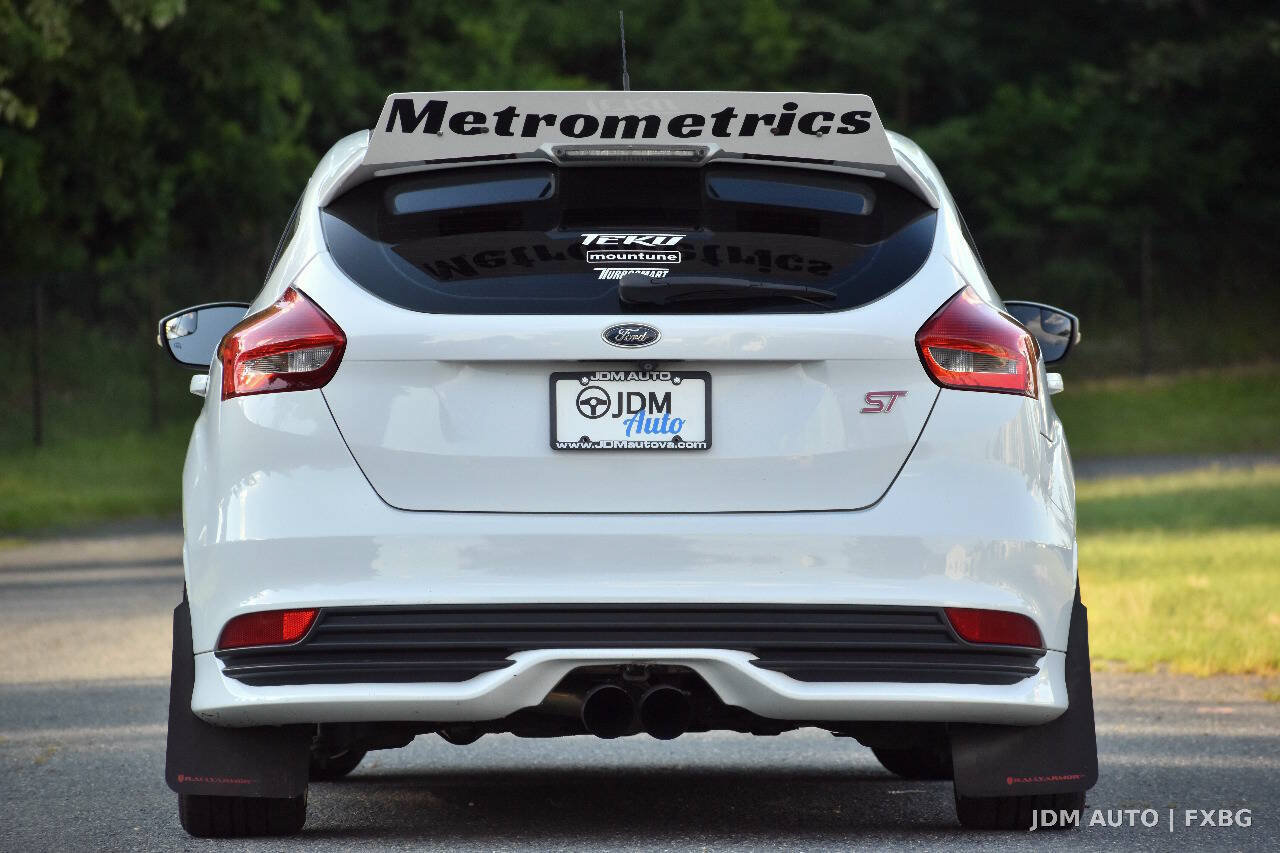 Used 2015 Ford Focus ST w/ Equipment Group 402A FWD image 6