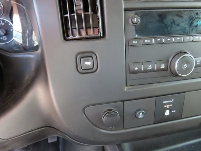 Used 2019 Chevrolet Express 2500 RWD image 25