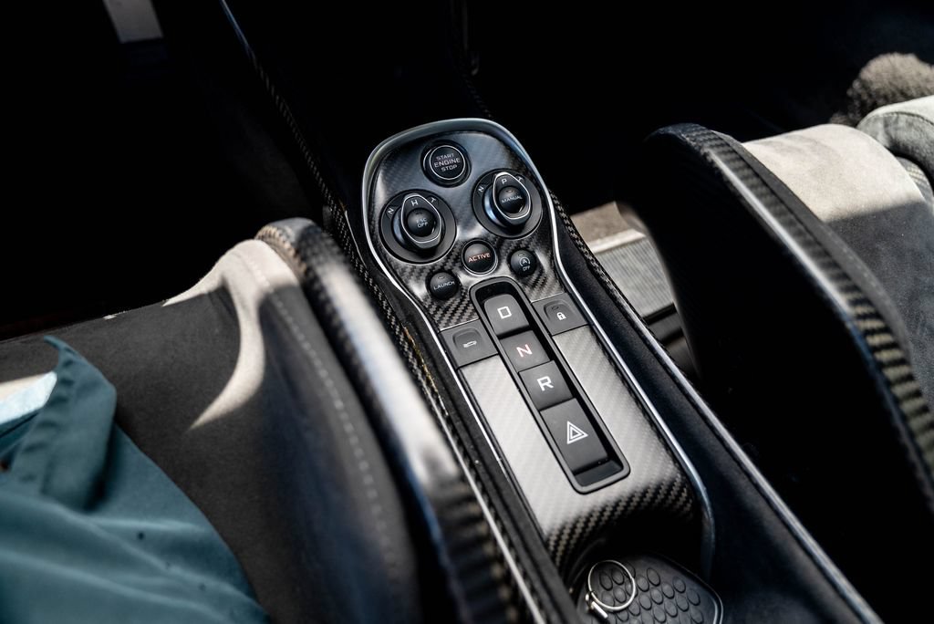 Used 2019 McLaren 600LT RWD image 70