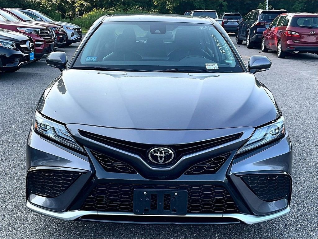 Used 2023 Toyota Camry XSE FWD image 2