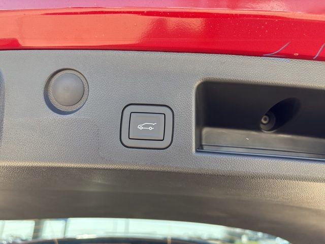 New 2026 Chevrolet Equinox RS w/ LPO, Floor Liner Package AWD/4WD image 18