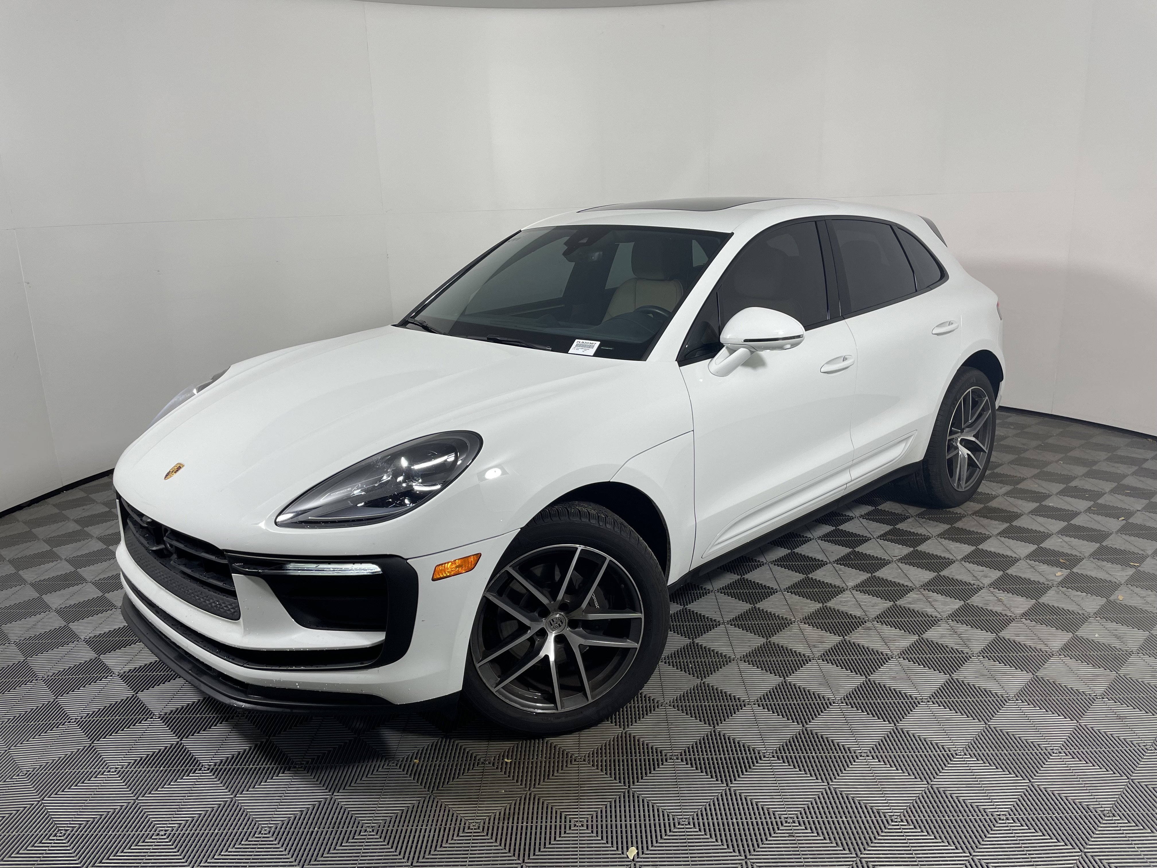 Certified 2023 Porsche Macan