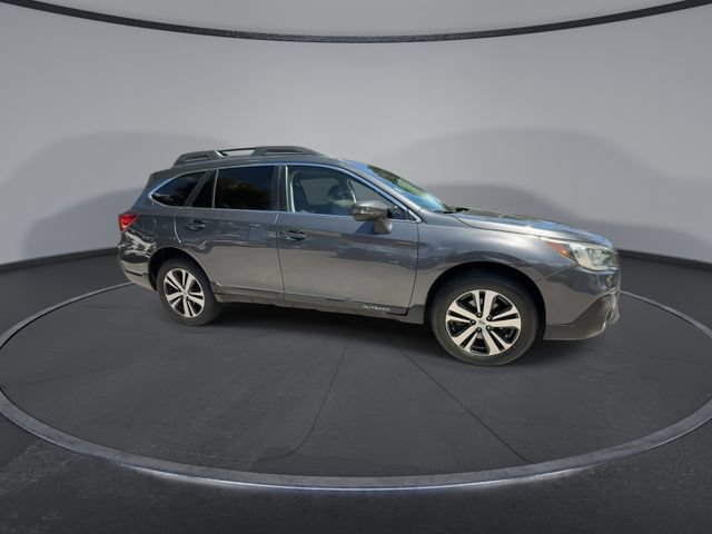 Used 2019 Subaru Outback 3.6R Limited AWD/4WD image 9