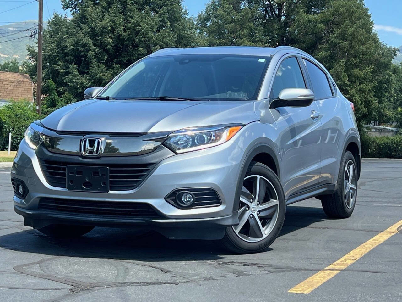 Used 2022 Honda HR-V EX image 1