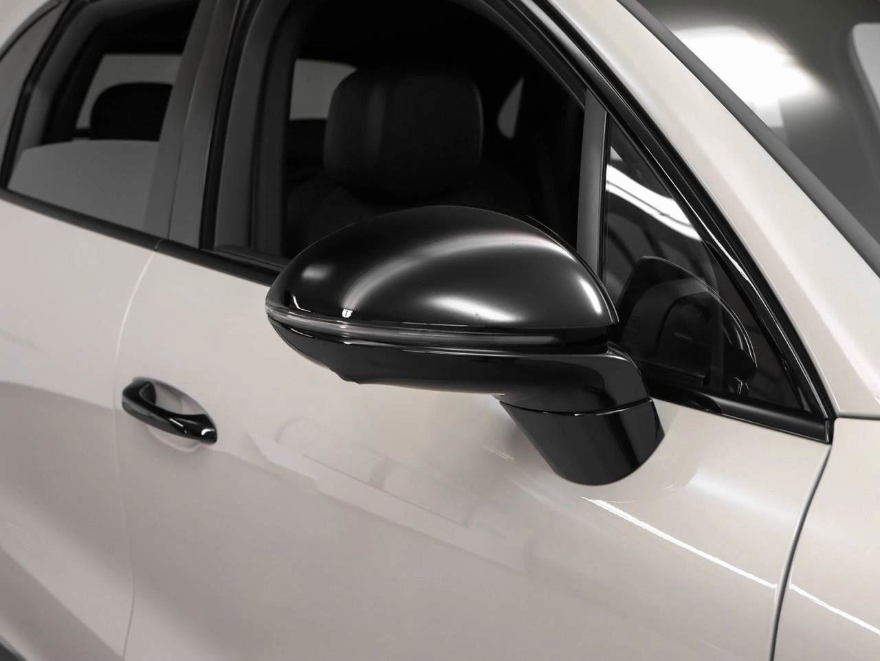 New 2025 Porsche Cayenne image 40