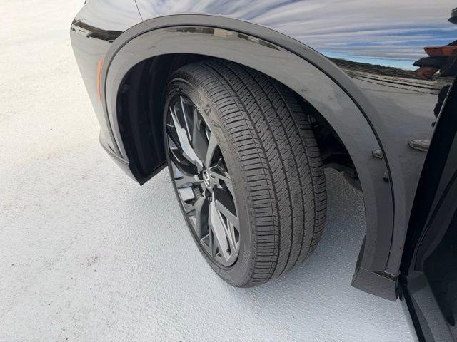 Used 2025 Toyota Crown Signia image 28