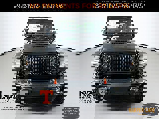 New 2025 Jeep Gladiator Mojave image 2