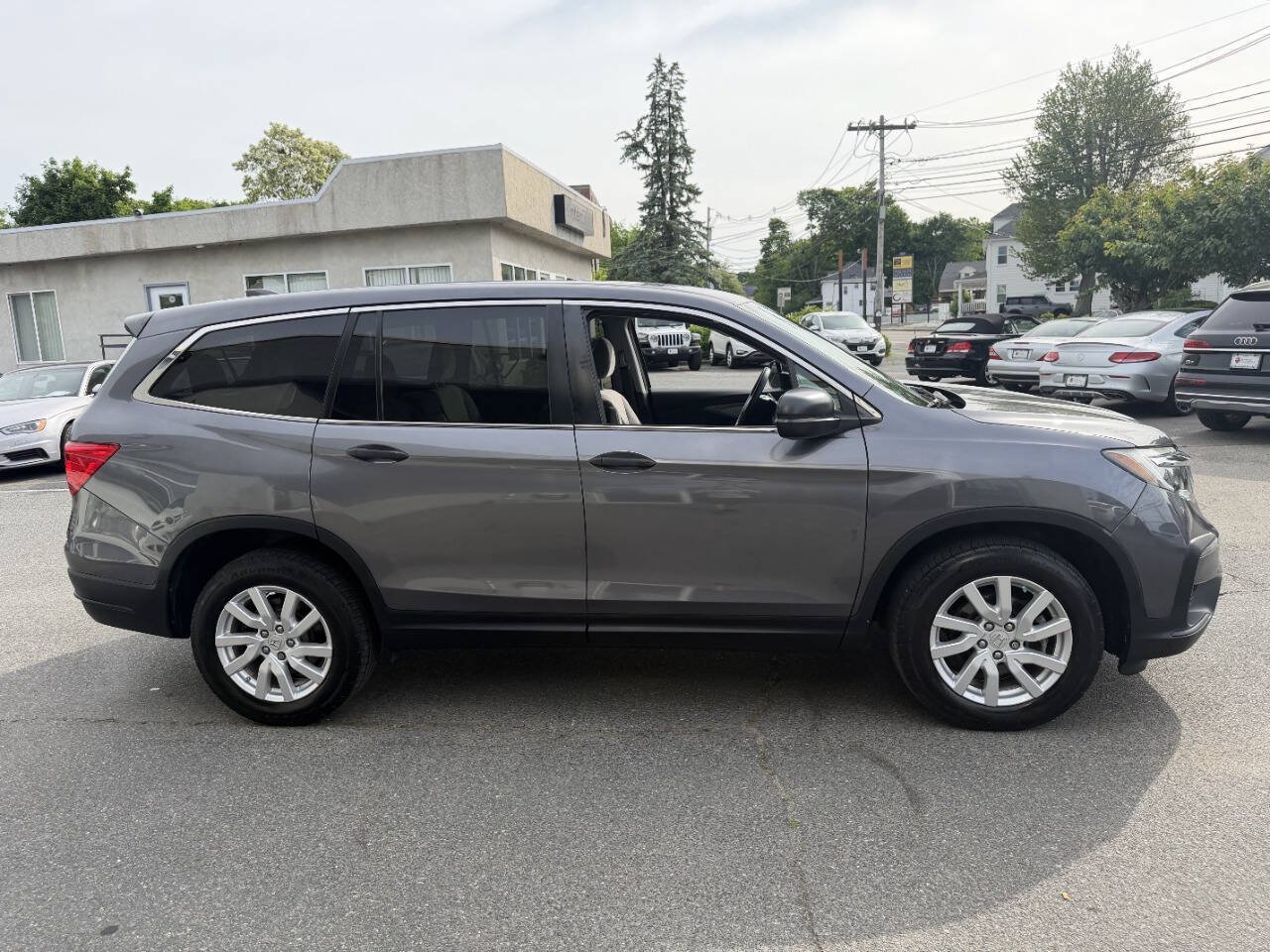 Used 2019 Honda Pilot LX image 9