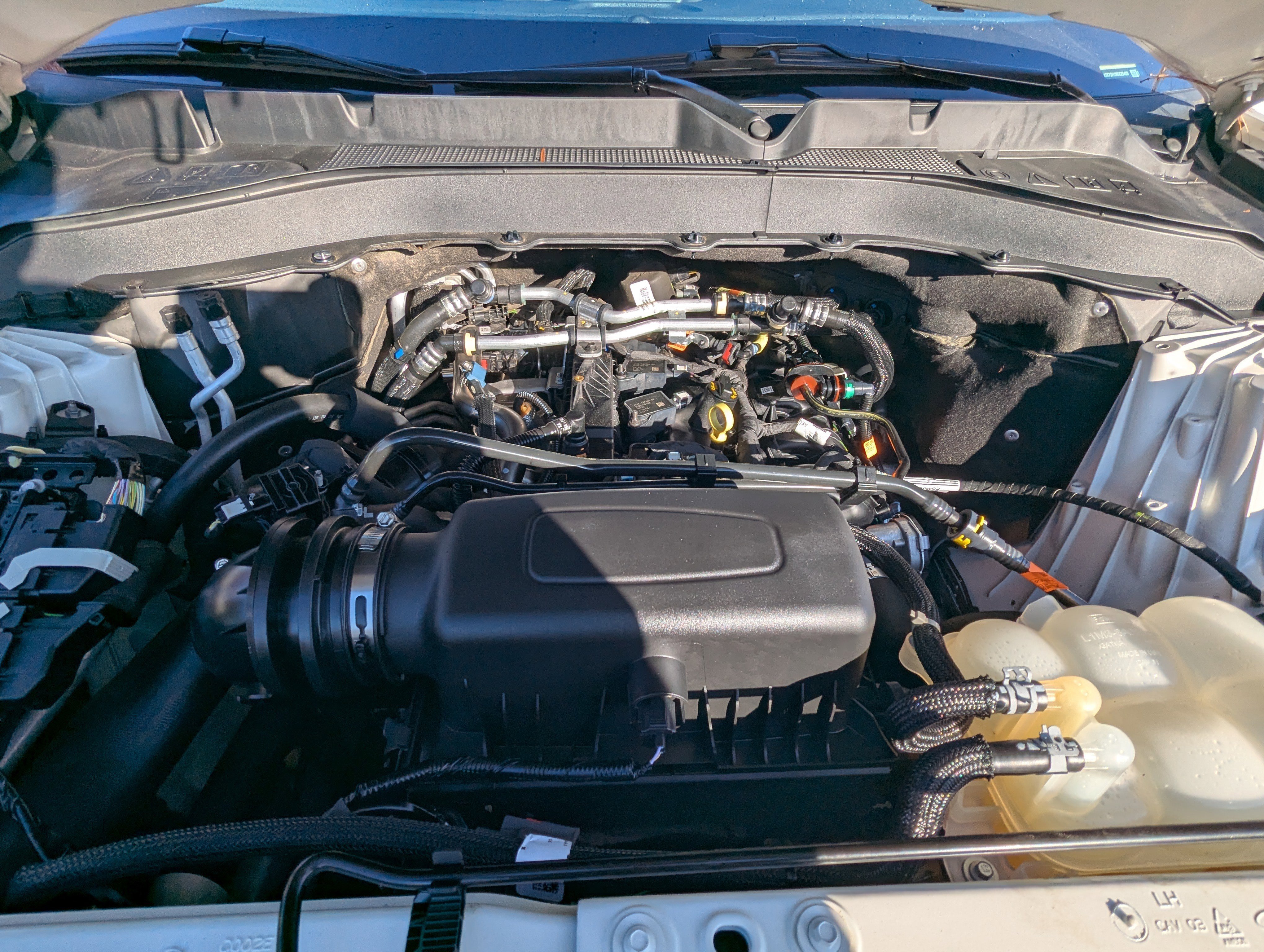 Used 2022 Ford Explorer XLT image 28