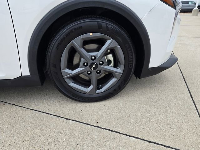 Used 2025 Kia K4 LXS FWD image 17