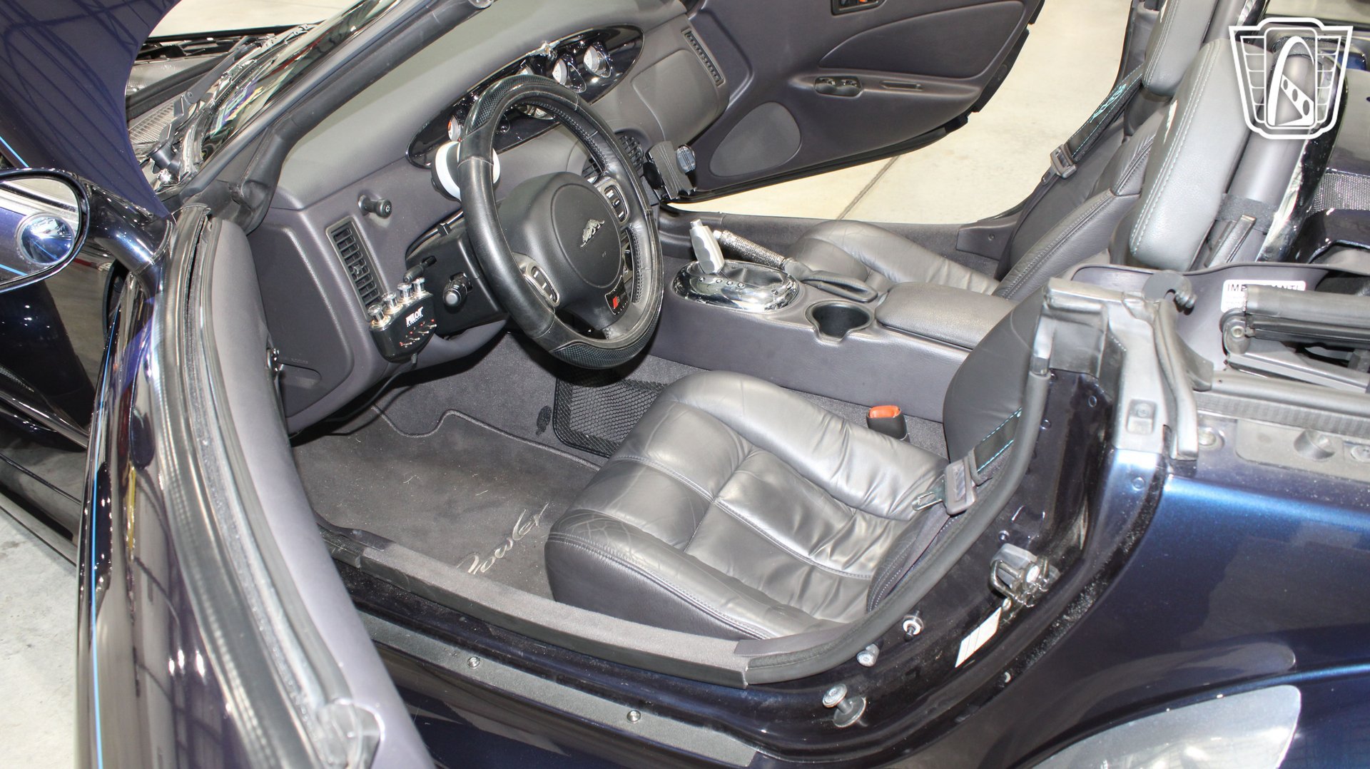 Used 2001 Chrysler Prowler RWD image 6