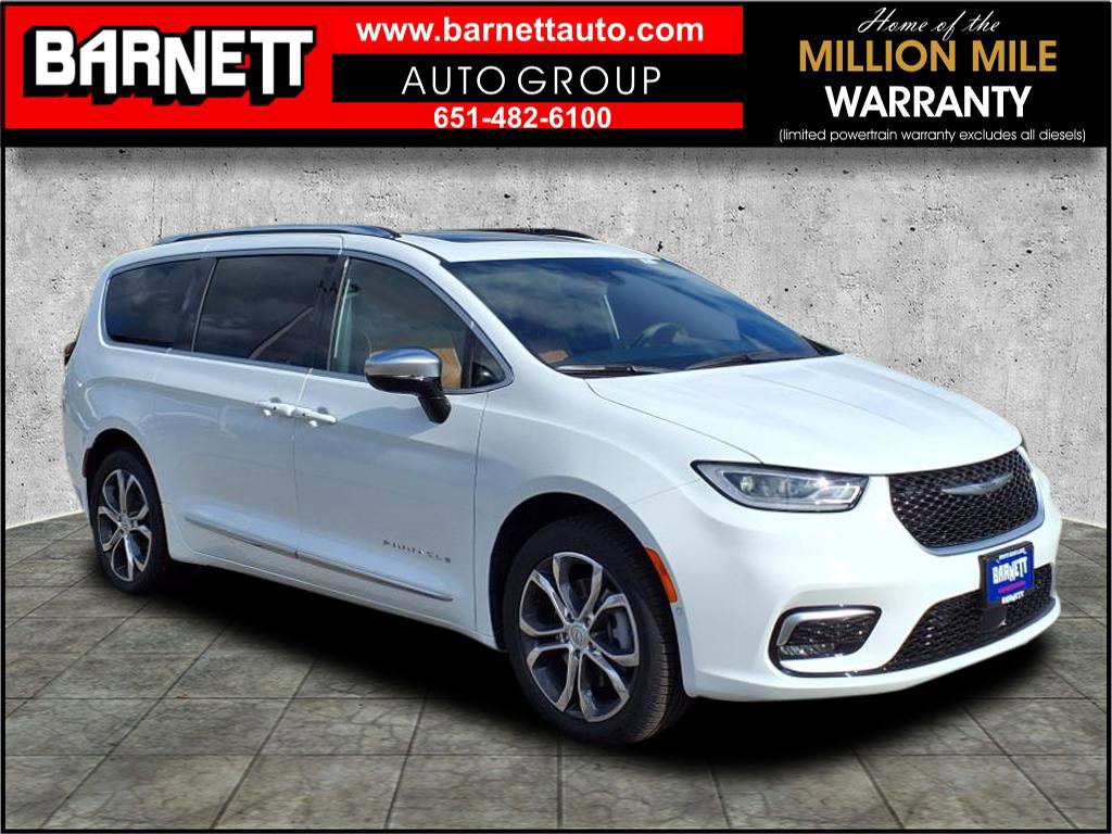 New 2026 Chrysler Pacifica Pinnacle image 4
