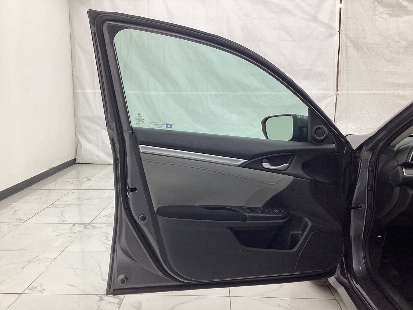 Used 2018 Honda Civic EX image 18