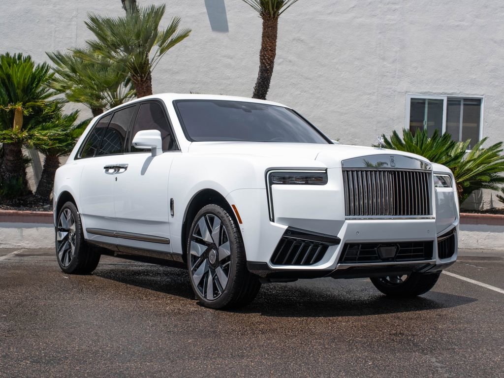 Used 2025 Rolls-Royce Cullinan AWD/4WD image 19