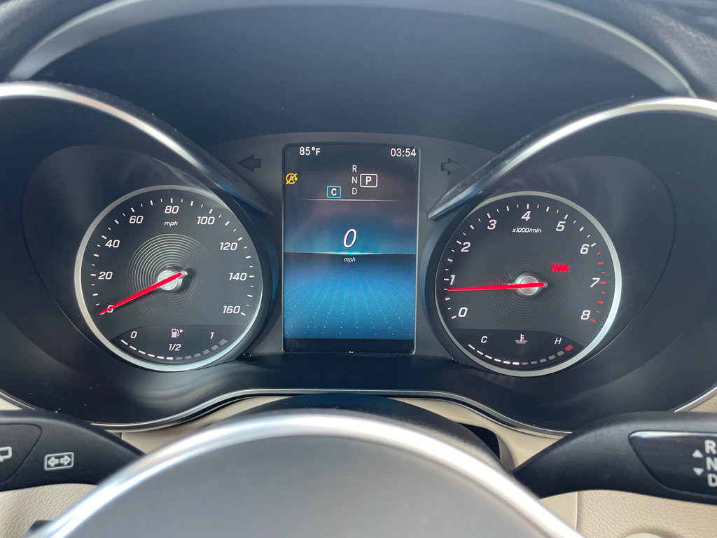 Used 2021 Mercedes-Benz GLC 300 4MATIC image 26