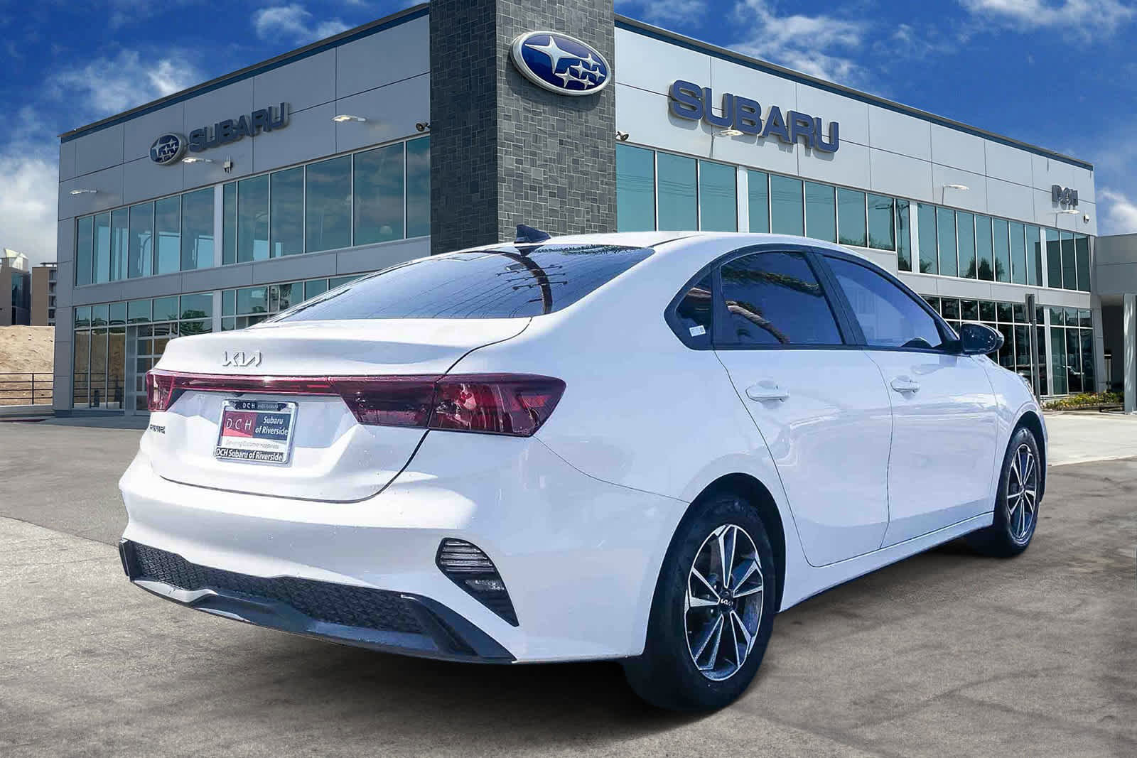 Used 2023 Kia Forte LXS w/ LXS Technology Package image 4