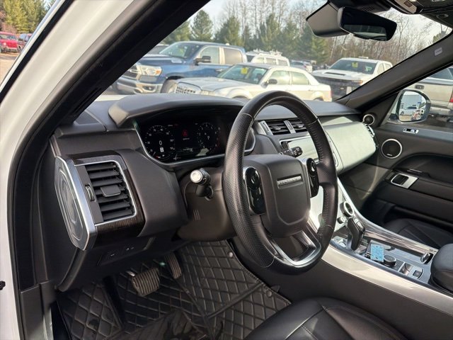 Used 2020 Land Rover Range Rover Sport SE image 12