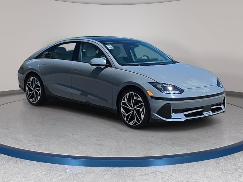 Used 2023 Hyundai Ioniq 6 Limited RWD image 3