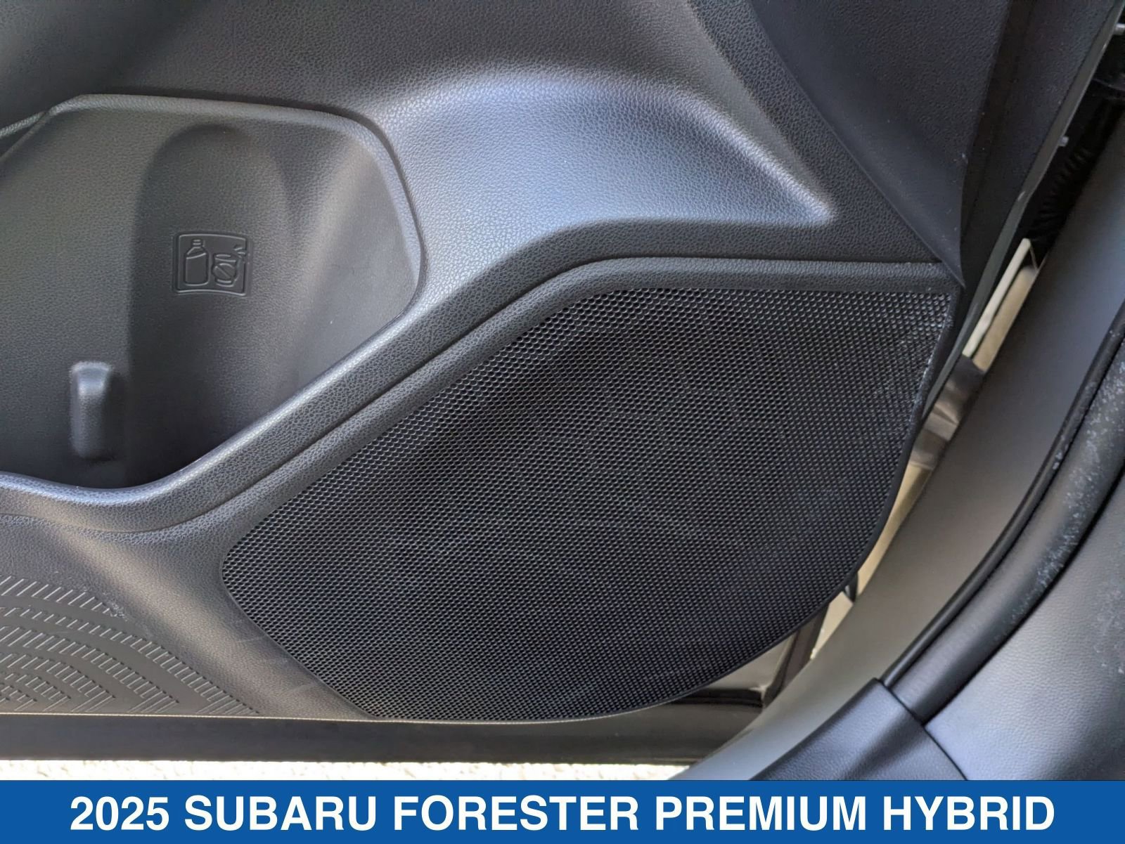 Certified 2025 Subaru Forester Premium AWD/4WD image 14