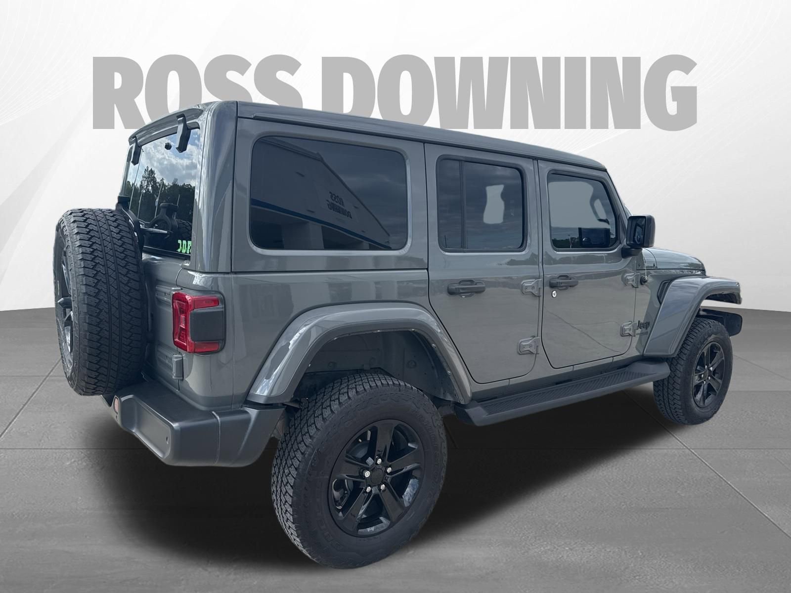 Used 2022 Jeep Wrangler Unlimited Sahara AWD/4WD image 3