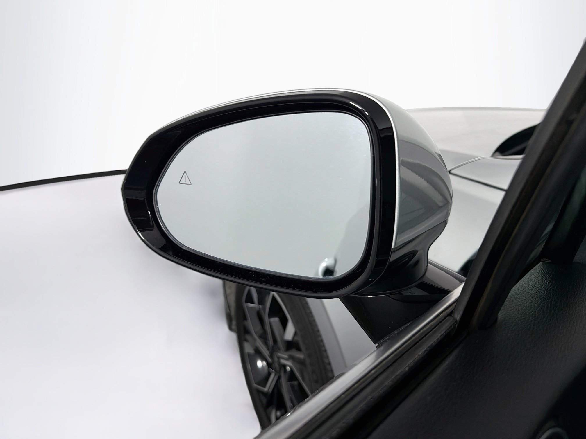 Used 2025 Hyundai Sonata SEL FWD image 16
